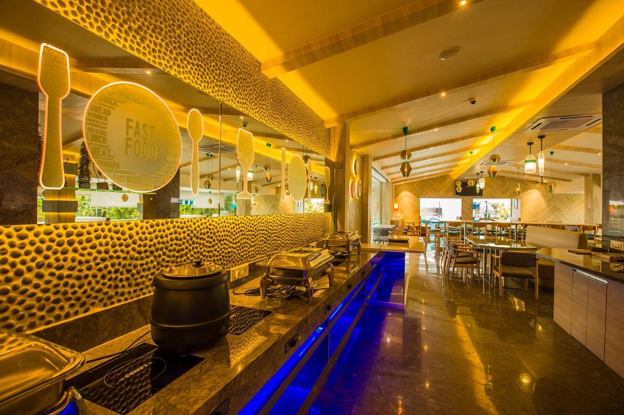 Hotel Millennium Park Панчгани Екстериор снимка